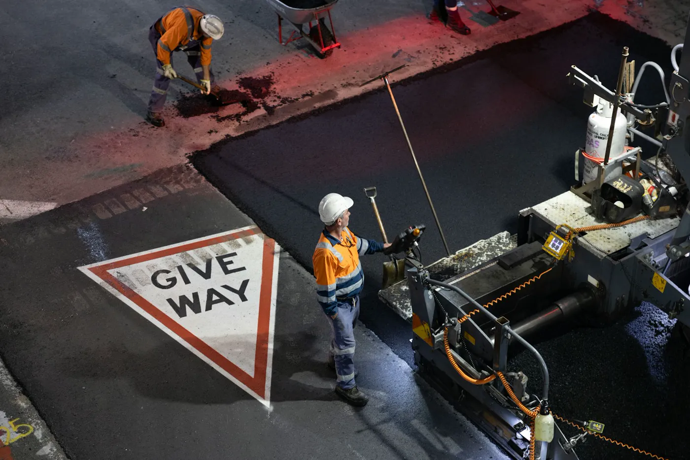 Caminos y Pavimentación GAYPE Constructora